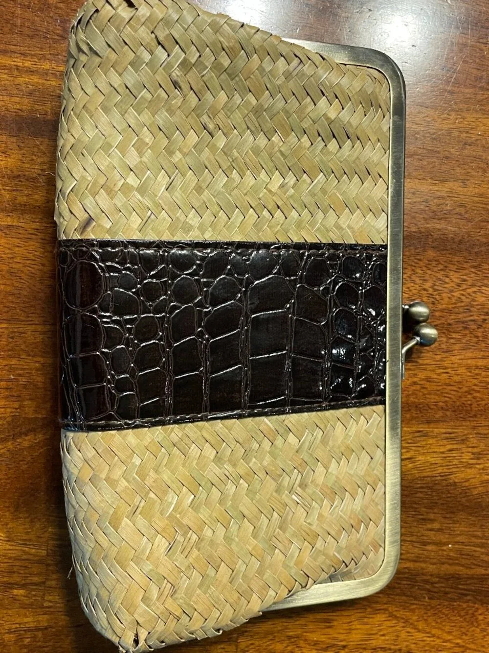 Mud Pie Bag Lady Sea Grass Woven Clutch Handbag Kiss Lock Faux Leather